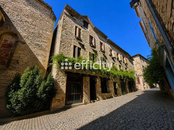Local Commercial
        
        - 1042 m² Exclusivité 844 000 € *