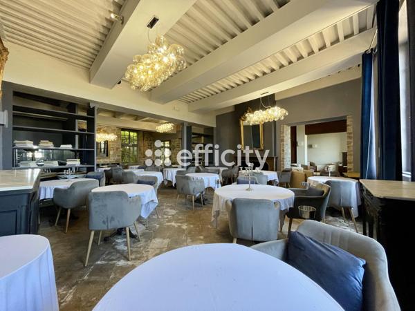 Local Commercial
        
        - 1042 m² Exclusivité 844 000 € *