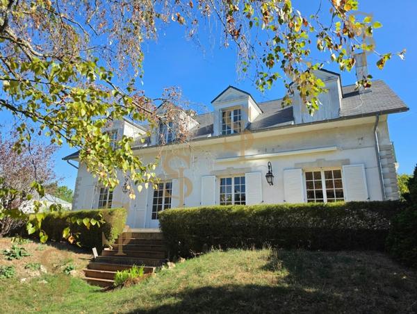 Maison familiale de 263m² avec grand jardin arboré