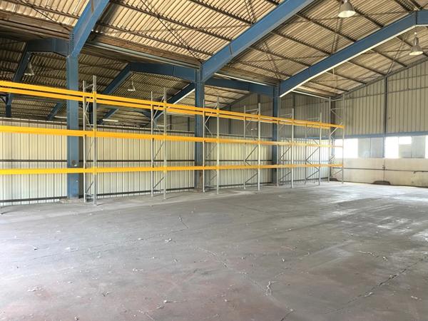 Local industriel - entrepôt de stockage
