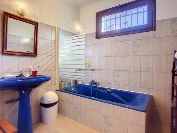 Vente                                                      Maison
                        
                     7 pièces                      150 m2                     à Canet-en-Roussillon
