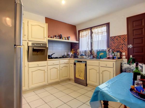 Vente                                                      Maison
                        
                     7 pièces                      150 m2                     à Canet-en-Roussillon