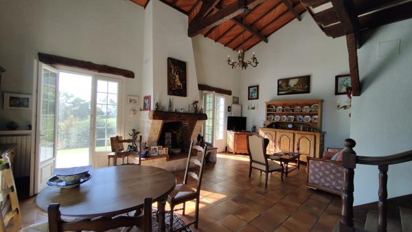 Maison 5 pièce(s) 4 chambre(s) 139 m²