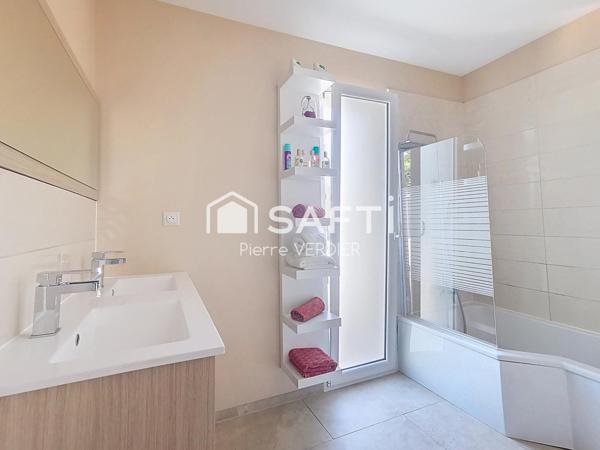 Neuf, belles prestations, grand garage