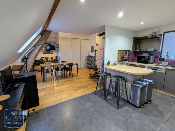 Appartement à louer 2 pièces 70.38m²