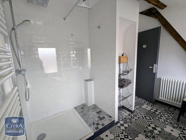 Appartement à louer 2 pièces 70.38m²