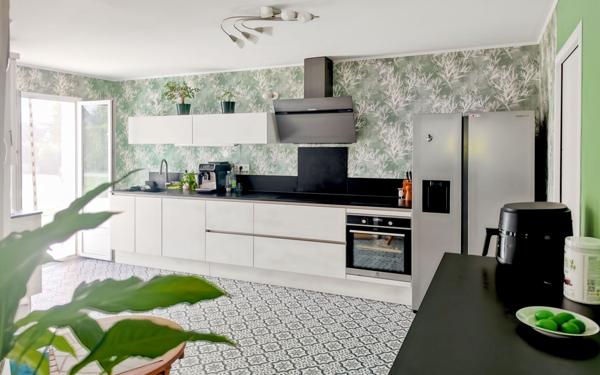 Maison à vendre    6 pièces • 190 m2 Saint-Pryvé-Saint-Mesmin