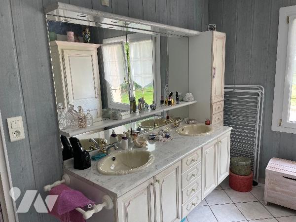 Pavillon tout confort état impeccable