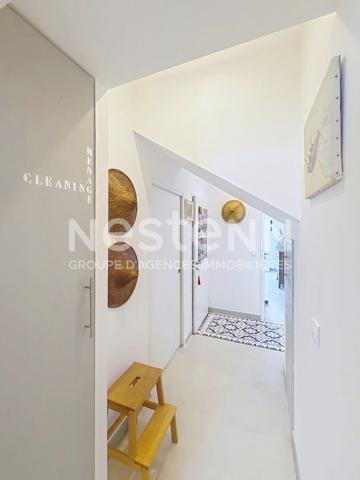 Maison vigneronne atypique entièrement rénovée 9 pièces de 185 m2 avec vue exceptionnelle sur l'étang de Bages