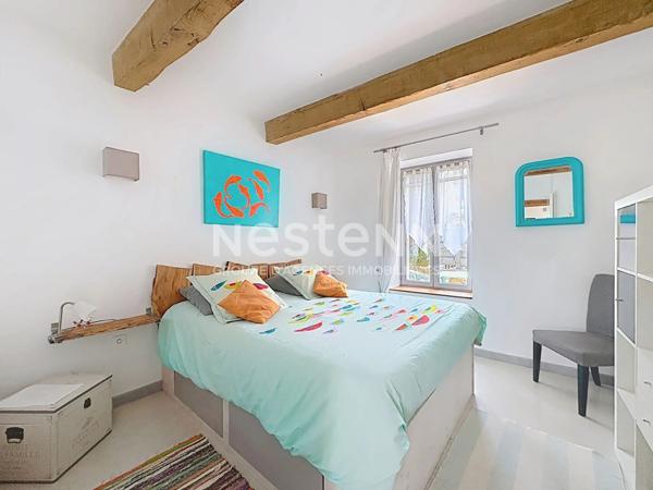 Maison vigneronne atypique entièrement rénovée 9 pièces de 185 m2 avec vue exceptionnelle sur l'étang de Bages