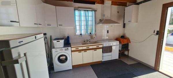 Maison individuelle à vendre à Le Gua en Charente-Maritime (17600), ref : Ref 02070   
Belles Ezines