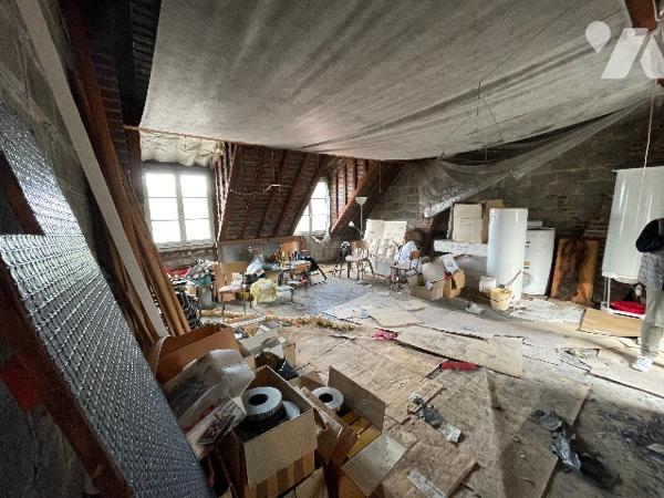 Immeuble de rapport comprenant local Commercial et un appartement situé à BLANGY SUR BRESLE (76340)