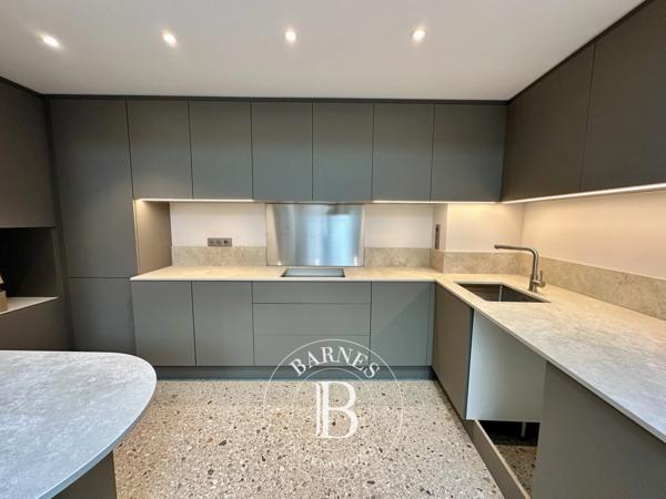Orléans, Maison de ville 4 Chambres -  164 m² à vendre
