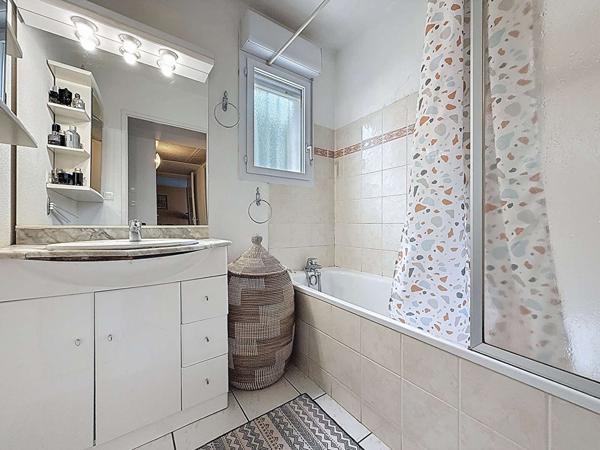 A VENDRE - MURET - Maison de plain pied avec jardin et jacuzzi