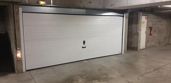 À LOUER 2 BOX INTÉRIEURS SÉCURISÉS À PROXIMITÉ DE LA GARE Loyer 250 €/mois **  - Référence  317