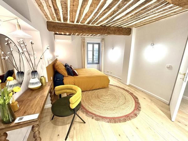 Superbe rénovation, belle maison en pierre du village !