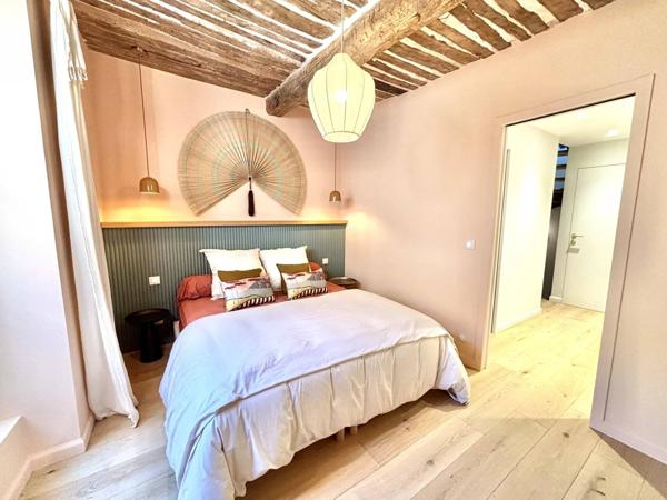 Superbe rénovation, belle maison en pierre du village !