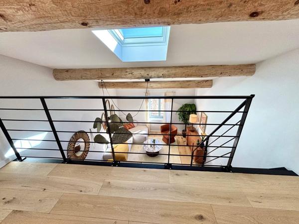 Superbe rénovation, belle maison en pierre du village !