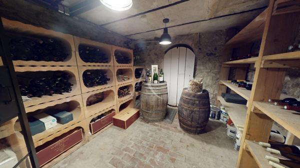 LE RAINCY ,DEMEURE D'EXCEPTION DANS L'UNE DES PLUS BELLES ALLÉES , PARC DE 1000 M² & PISCINE