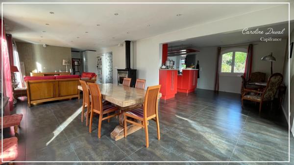 Dpt Gironde (33), à vendre CESTAS REJOUIT limite GRADIGNAN, Grande Propriété avec piscine, garage