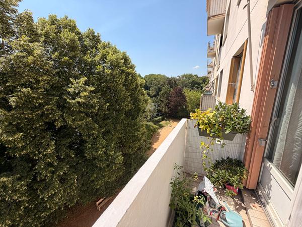 Appartement 3 pièce(s) 55 m2 15 min à pied RER A - Saint Germain En Laye Loyer 1 400 €/mois charges comprises **  - Référence  18454