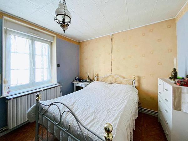 Maison de ville Darney 3 pièce(s) 93 m2