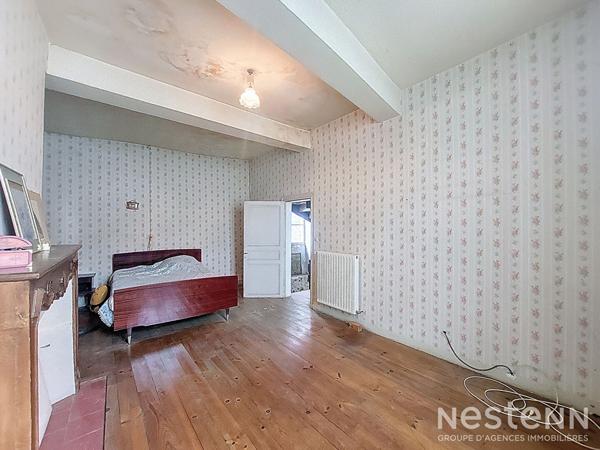 A Vendre Maison de ville en pierre à rénover avec cour intérieure au centre de Condom