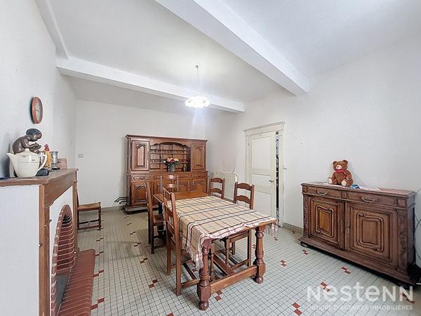 A Vendre Maison de ville en pierre à rénover avec cour intérieure au centre de Condom