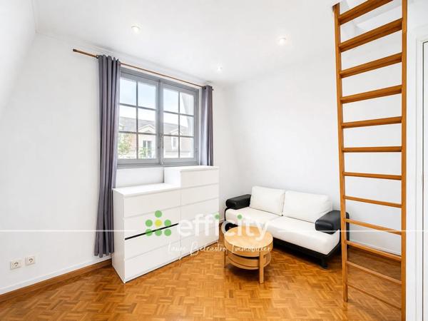 Appartement
         2 pièces
        - 30 m² 110 000 € *
