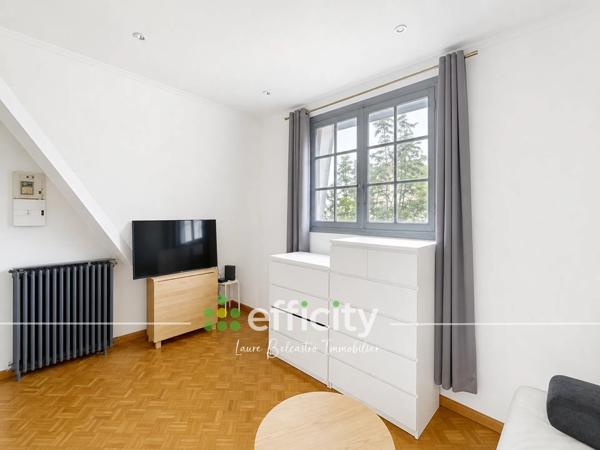 Appartement
         2 pièces
        - 30 m² 110 000 € *