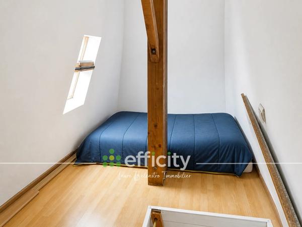 Appartement
         2 pièces
        - 30 m² 110 000 € *
