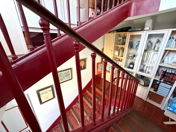 Lodève (34700) Rare Maison de Ville 187m² avec Jardin, Terrasse et Garage Indépendant