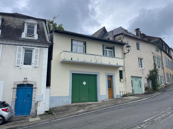 Oloron Sainte Marie - Maison de ville de 72 m²  avec jardin