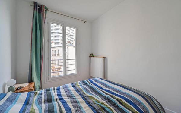 Appartement à vendre    3 pièces • 65,47 m2 Paris 18