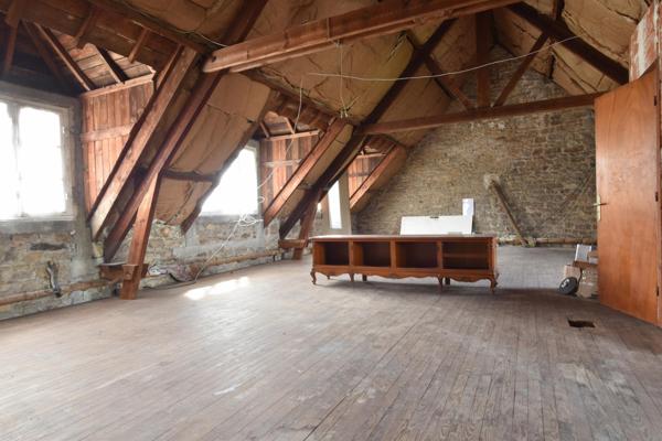 Local Commercial à PLONEVEZ-PORZAY, 29550 - 7 pièces 213m²