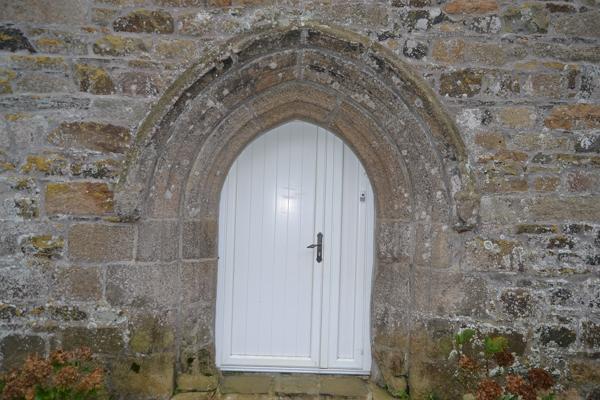 Plougasnou (29630) Plougasnou bourg, manoir du 15ème sur 5900 m2 de terrain avec dépendances.