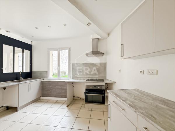Pavillon à Vendre à Etampes 4 pièce(s) 113 m2