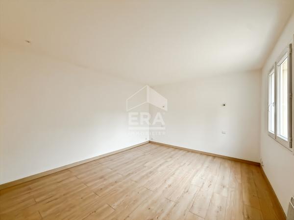 Pavillon à Vendre à Etampes 4 pièce(s) 113 m2