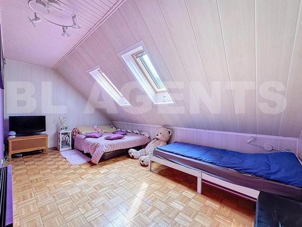 Coubron – Maison 148m2 habitable (180m2 au sol) – 5 Chambres – Véranda – Garage 