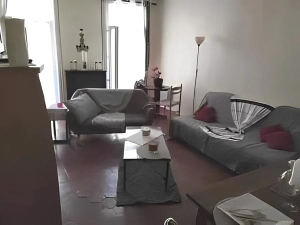 Vente                                                      Appartement
                        
                     1 pièces                      33 m2                     à Perpignan