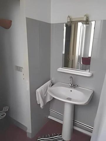 Vente                                                      Appartement
                        
                     1 pièces                      33 m2                     à Perpignan