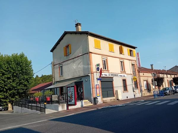 Vente                                                      Immeuble
                        
                     8 pièces                      155 m2                     à Blaye-les-Mines