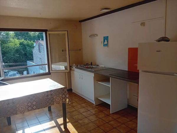Vente                                                      Immeuble
                        
                     8 pièces                      155 m2                     à Blaye-les-Mines