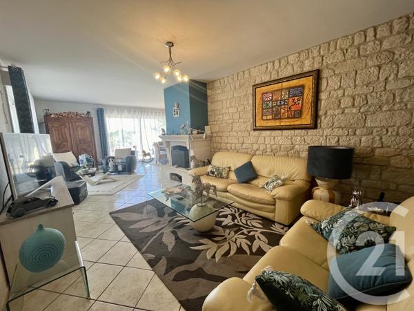 Maison à vendre  3 pièces - 135 m 2   LE GUA  - 17