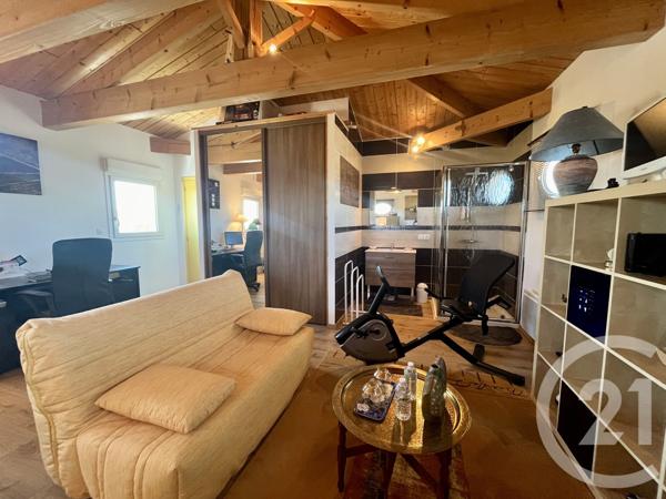 Maison à vendre  3 pièces - 135 m 2   LE GUA  - 17
