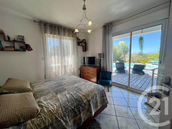 Maison à vendre  3 pièces - 135 m 2   LE GUA  - 17