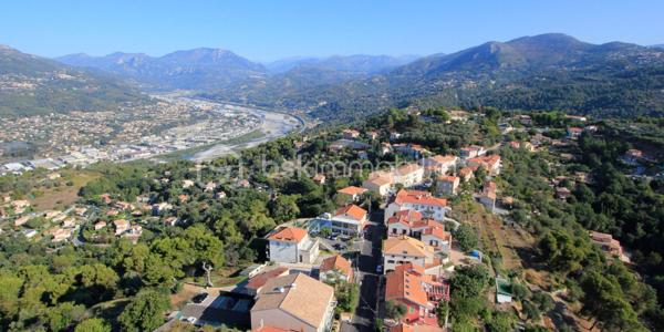 Maison de 499,99 m²