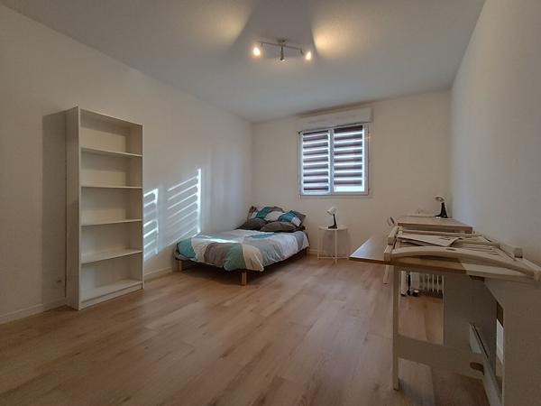 Location appartement Pessac - 1 pièce(s) - 22 m² - 650 €/mois