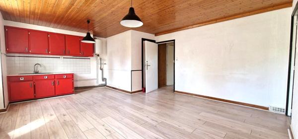 A vendre- Bretagne-Finistère-La Forêt Fouesnant-Immeuble- 6 appartements- Jardin- Potentiel patrimonial