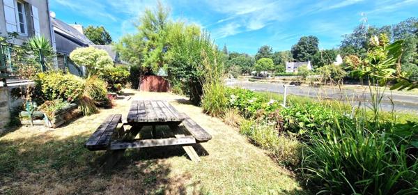 A vendre- Bretagne-Finistère-La Forêt Fouesnant-Immeuble- 6 appartements- Jardin- Potentiel patrimonial